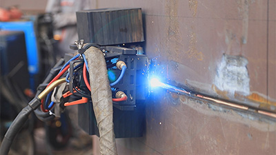 Robot Trepador de Soldadura, sin Rieles de Guiado